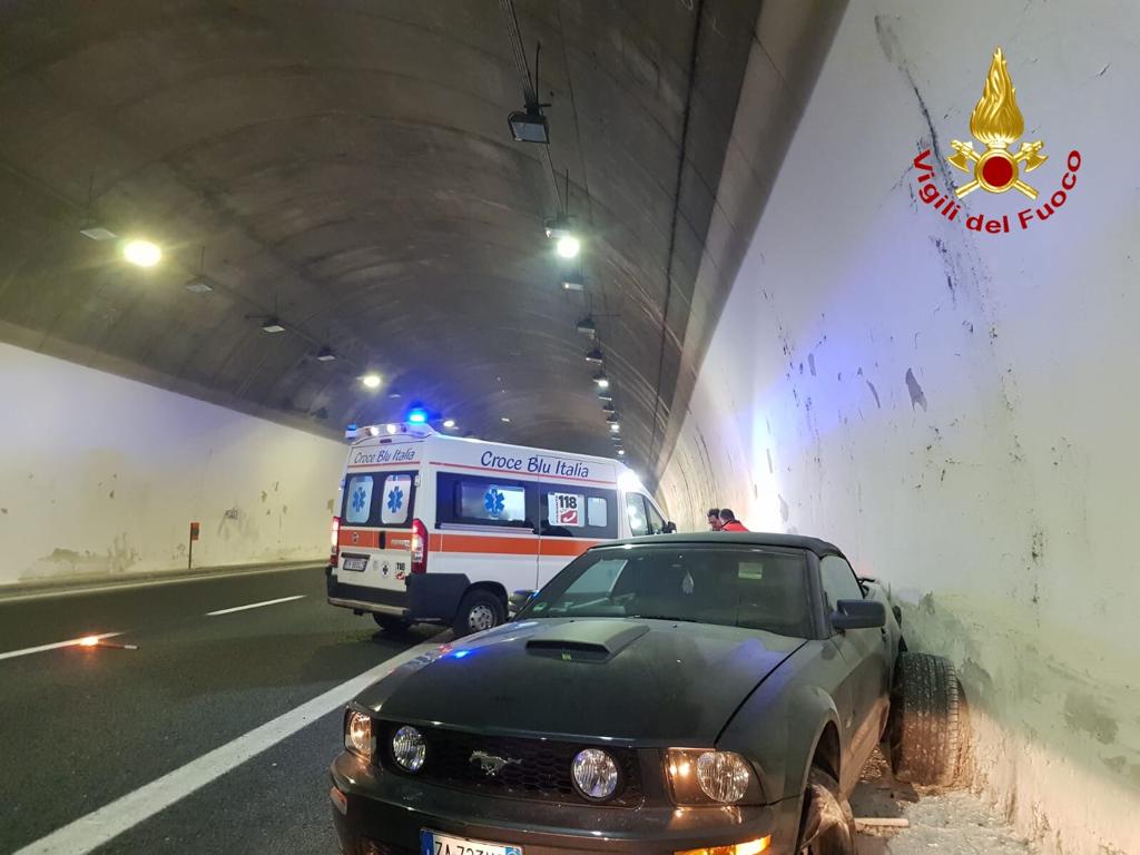Tre auto coinvolte in un incidente a Fontaneto in A26