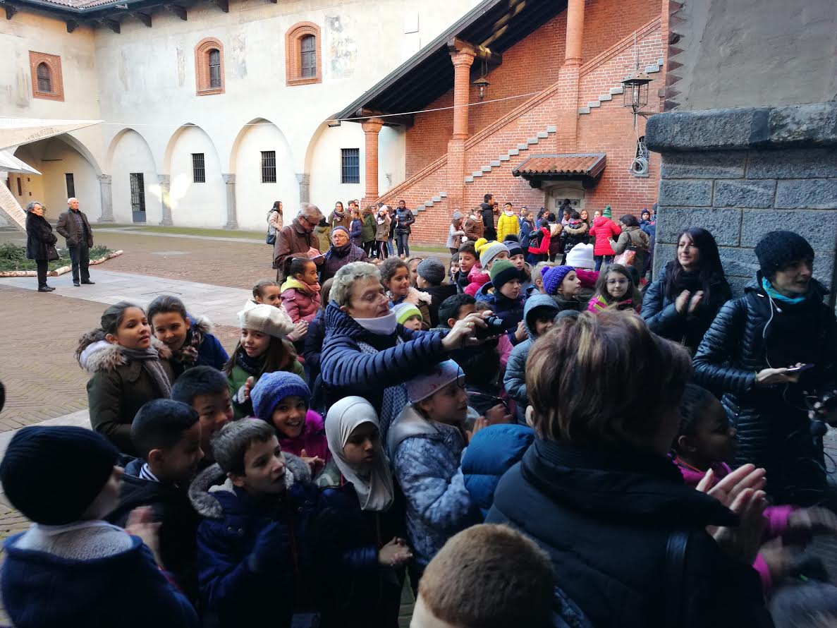 Sui pullman della Sun i pensieri dei bambini…”Il mio Natale in cinque righe”