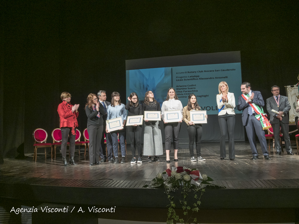 Rotary Club Novara San Gaudenzio, a cinque studentesse dell’Antonelli il premio “Studente meritevole nell’anno 2018”