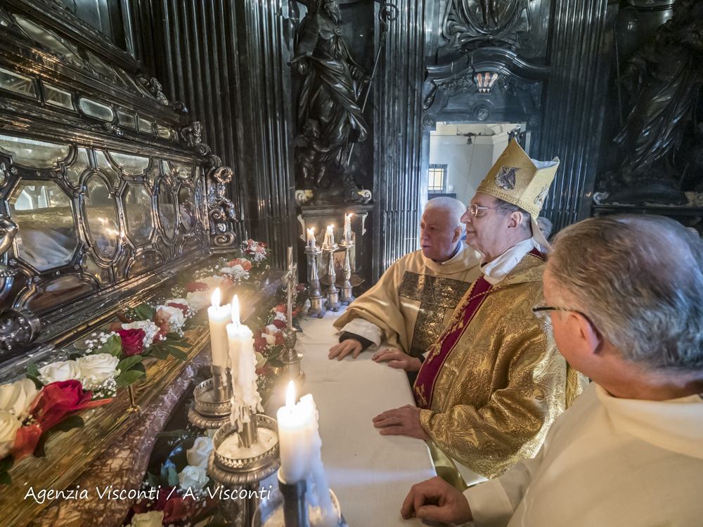 Celebrazioni di San Gaudenzio: la messa del cardinal Lajolo