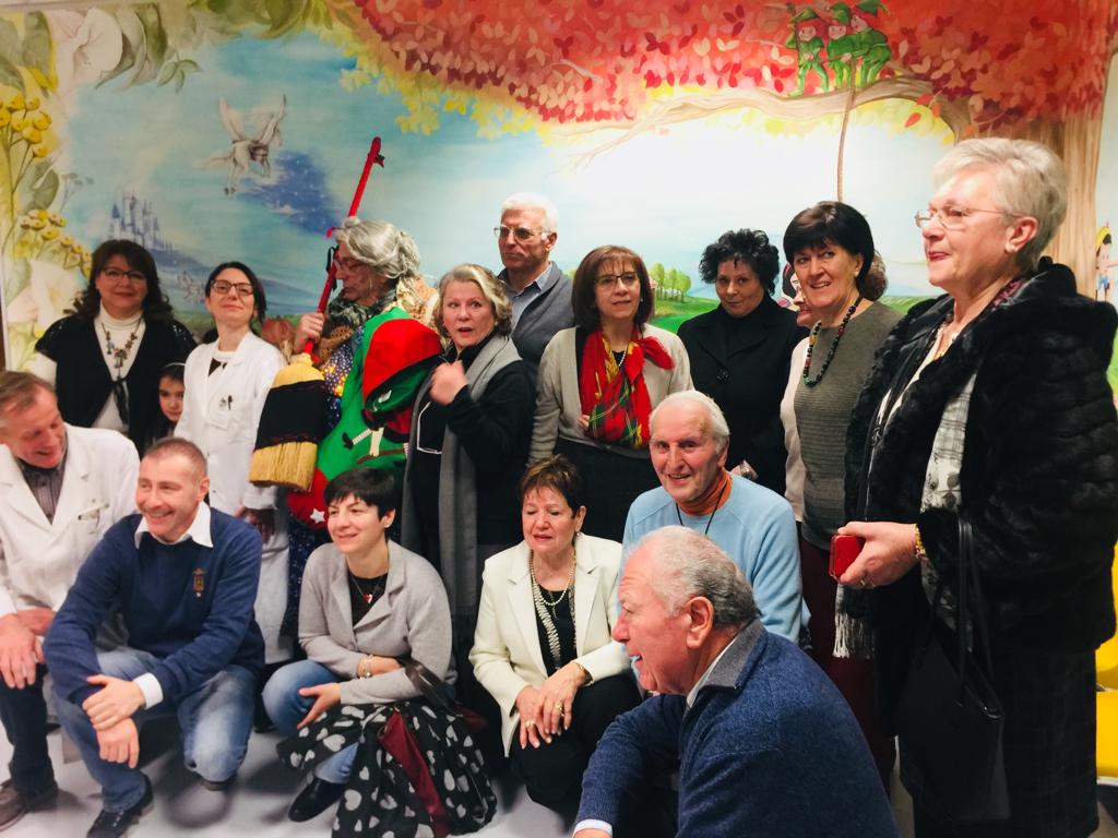 Borgomanero – Il Club 61 Frecce Tricolori alla pediatria