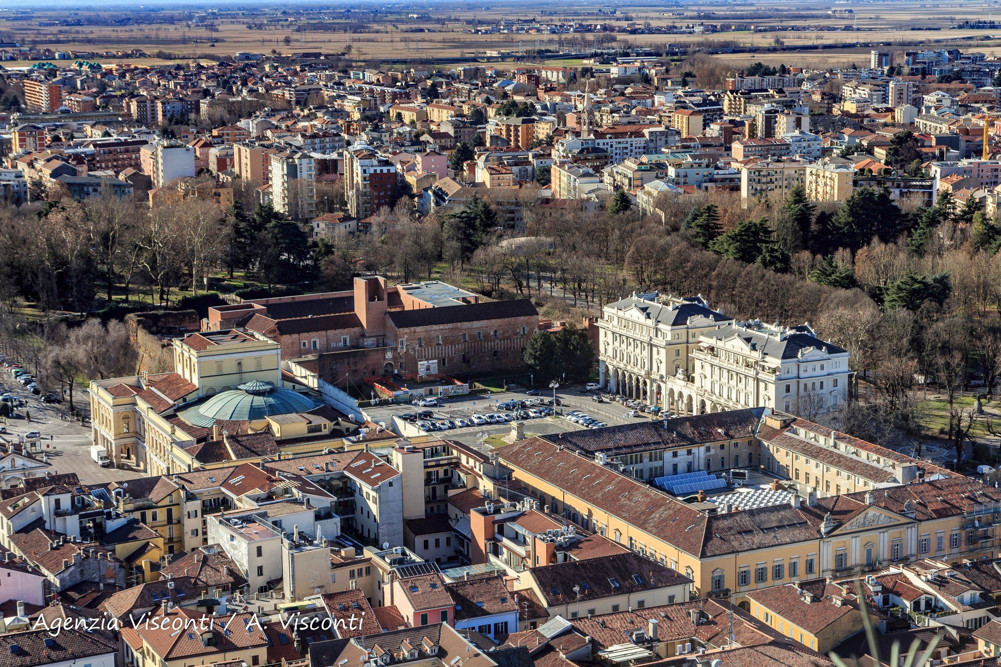Popolazione di Novara, dopo 7 anni si ferma la discesa: gli abitanti sono 104.333
