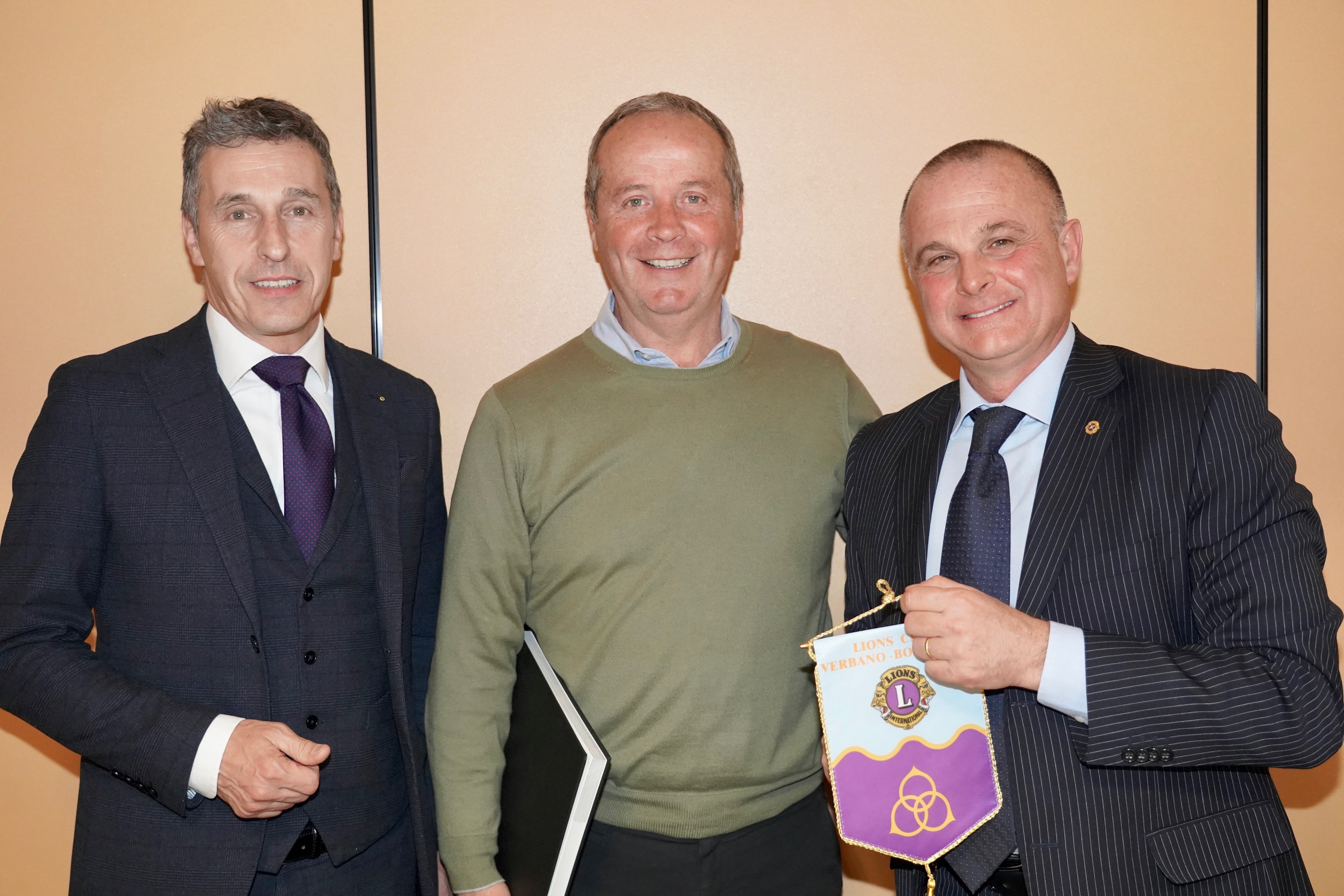 Beppe Dossena ospite del Lions Club Verbano Borromeo