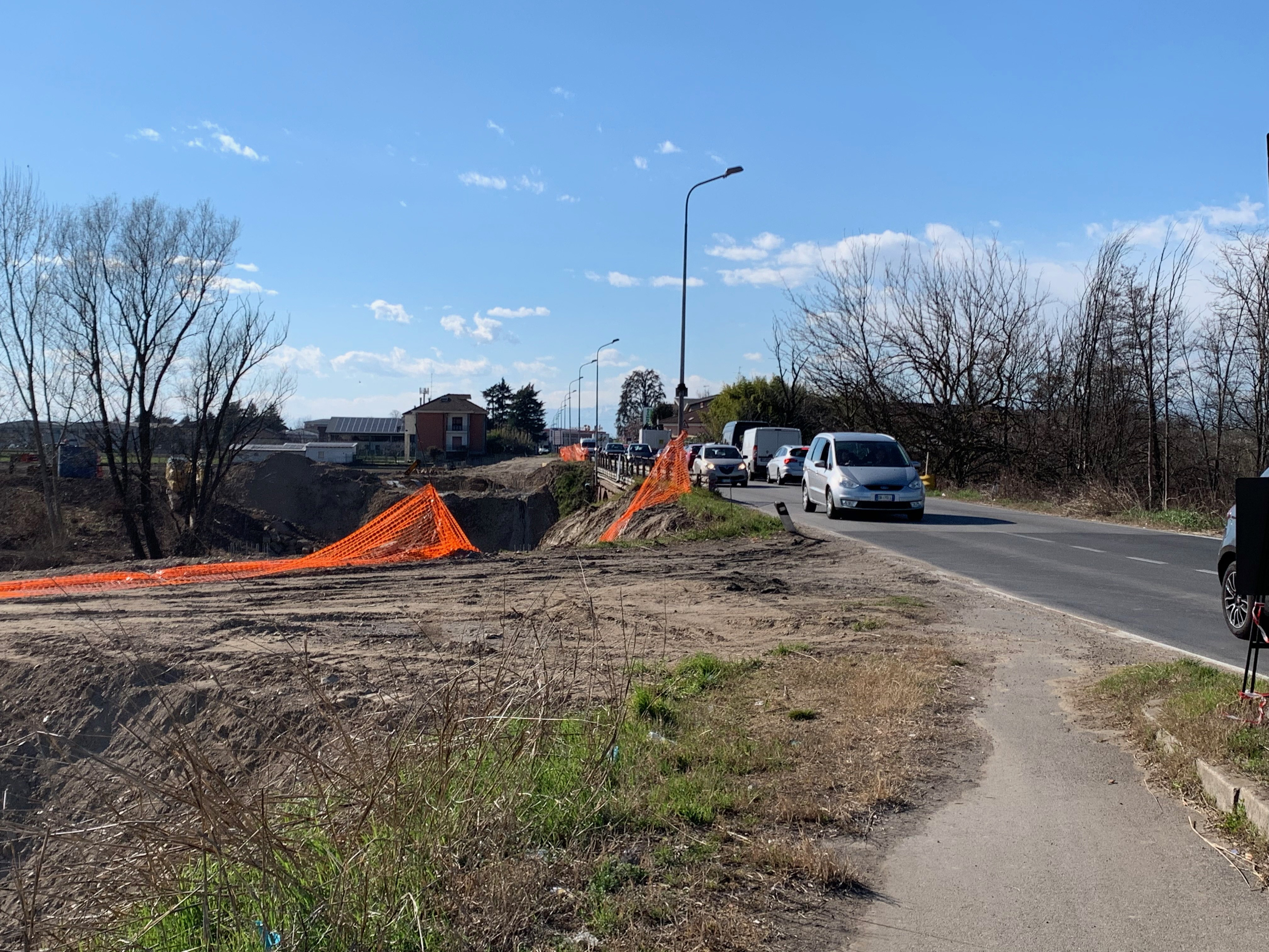 Novara: passerella sull’Agogna nella zona del cavalcavia San Martino, il cantiere ha preso il via