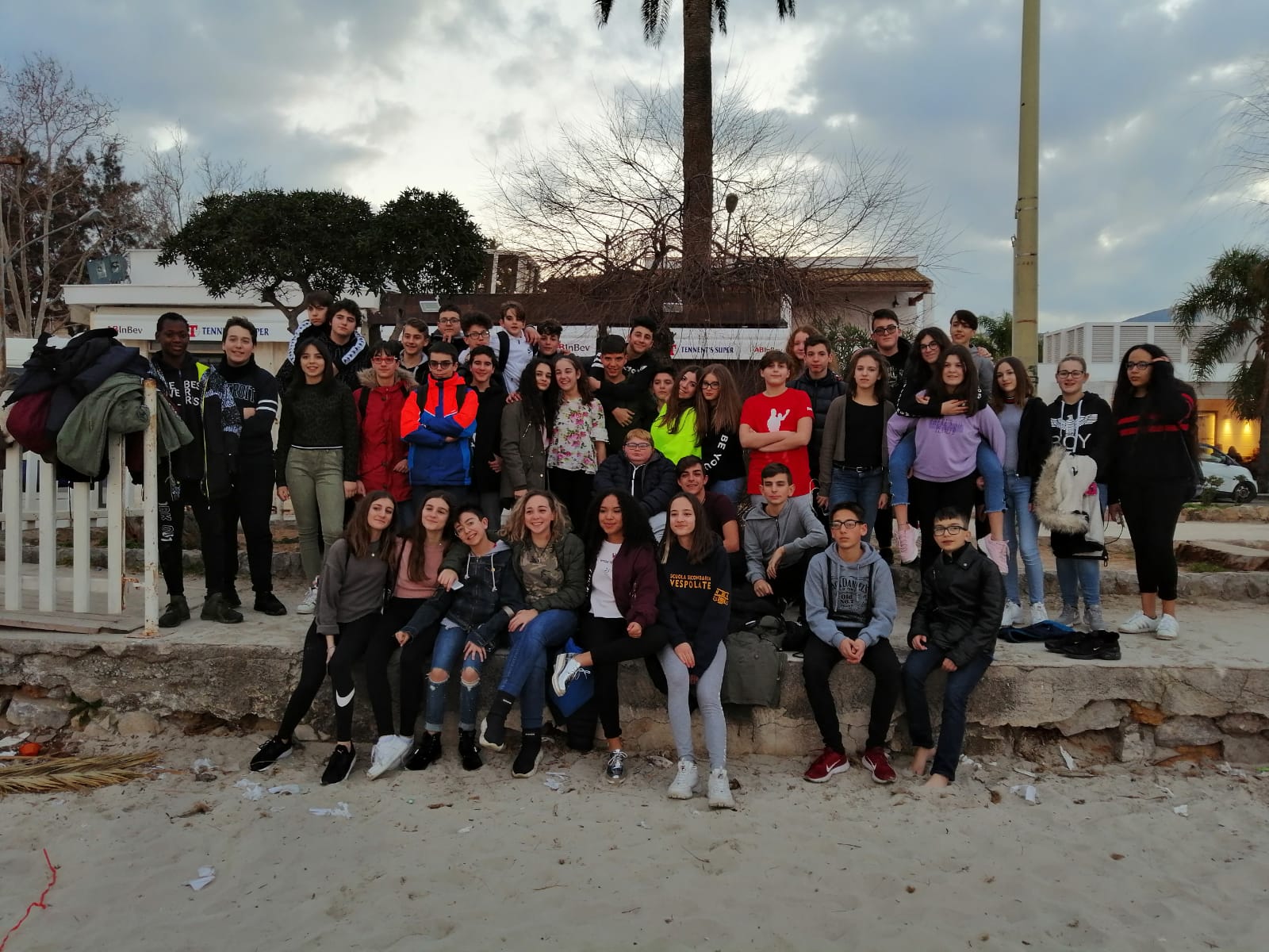 scuole medie Vespolate a Palermo