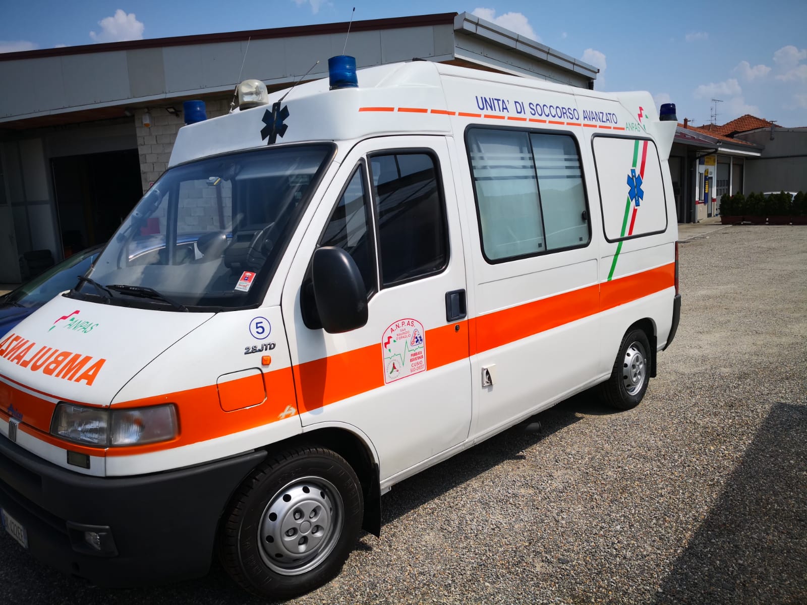 Dai Volontari del soccorso Cusio Sud Ovest un’ambulanza per il Senegal