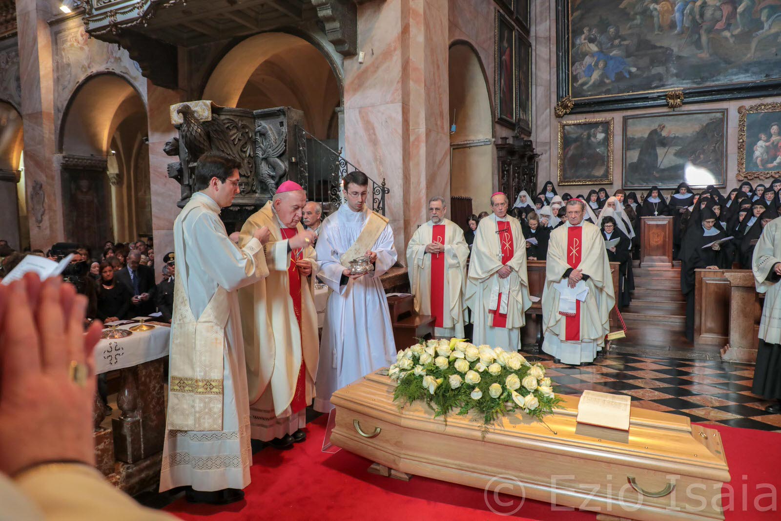 I funerali di Madre Anna Maria Canopi: le immagini