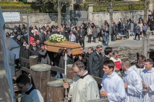 funerali madre anna maria canopi