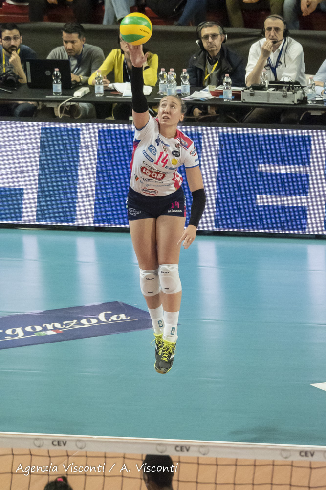 Igor Volley Novara in finale di Champions: superata al golden set Vikifbank Istanbul