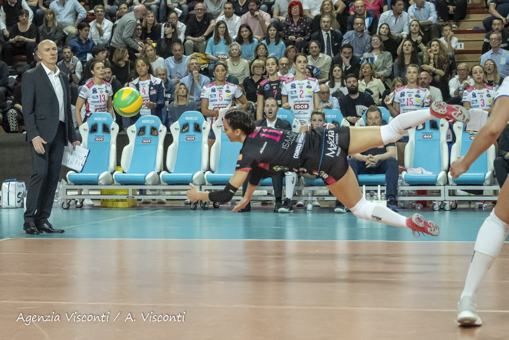 Igor Volley Novara in finale di Champions: superata al golden set Vikifbank Istanbul