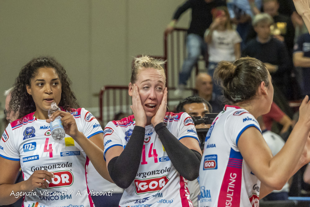 Igor Volley Novara in finale di Champions: superata al golden set Vikifbank Istanbul