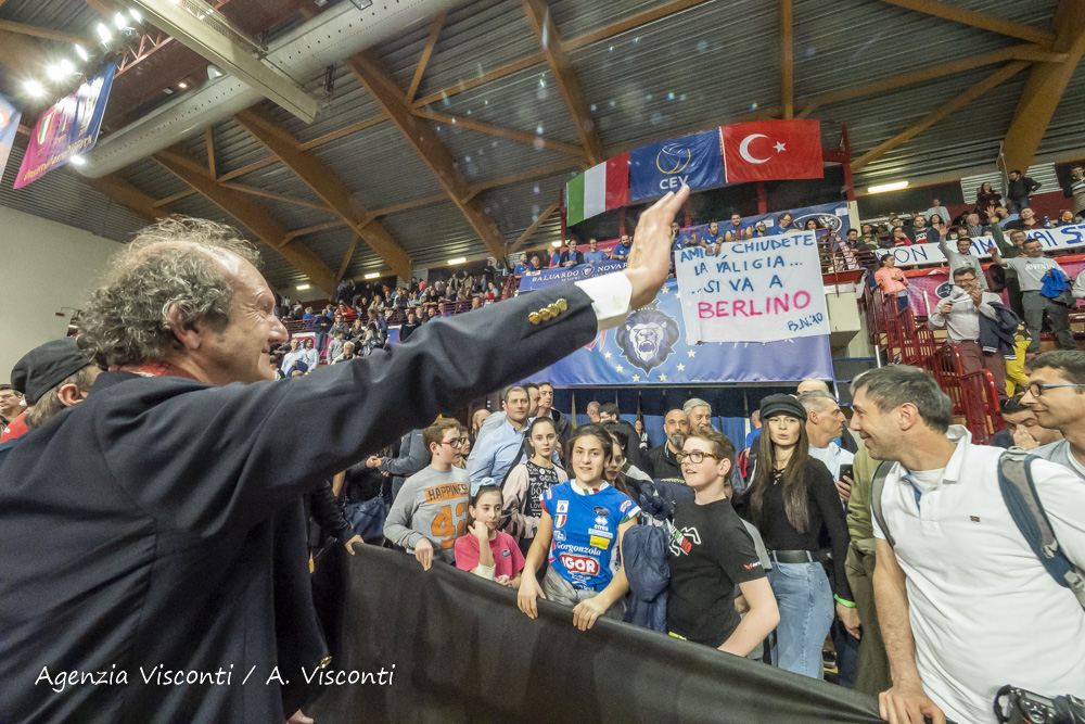 Igor Volley Novara in finale di Champions: superata al golden set Vikifbank Istanbul