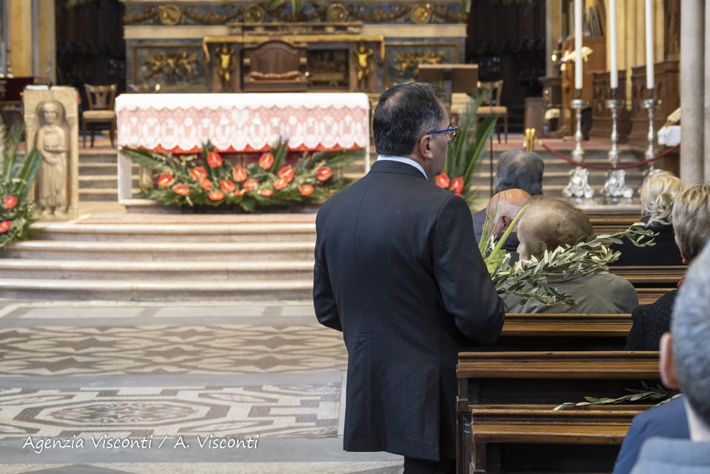 La Domenica delle Palme in Duomo a Novara con il Vescovo Franco Giulio Brambilla