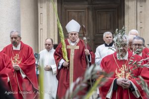 La Domenica delle Palme in Duomo a Novara con il Vescovo Franco Giulio Brambilla