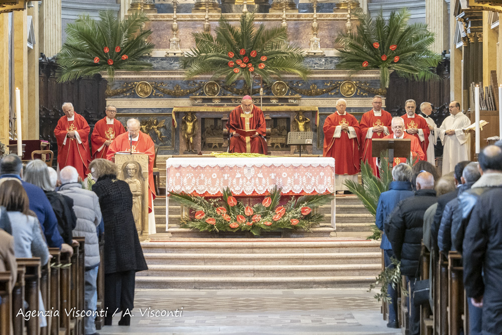 La Domenica delle Palme in Duomo a Novara con il Vescovo Franco Giulio Brambilla