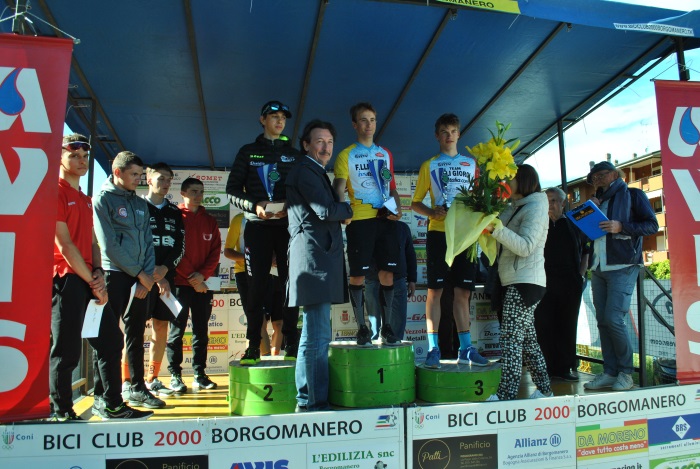 Ciclismo Borgomanero – Il Trofeo Nicolini vinto dal valtellinese Martinelli