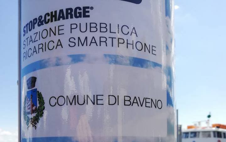 A Baveno e Feriolo due stazioni pubbliche di ricarica degli smartphone