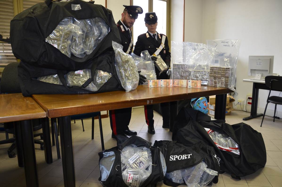 Droga dalla Spagna a Novara: in manette due novaresi e quattro rumeni