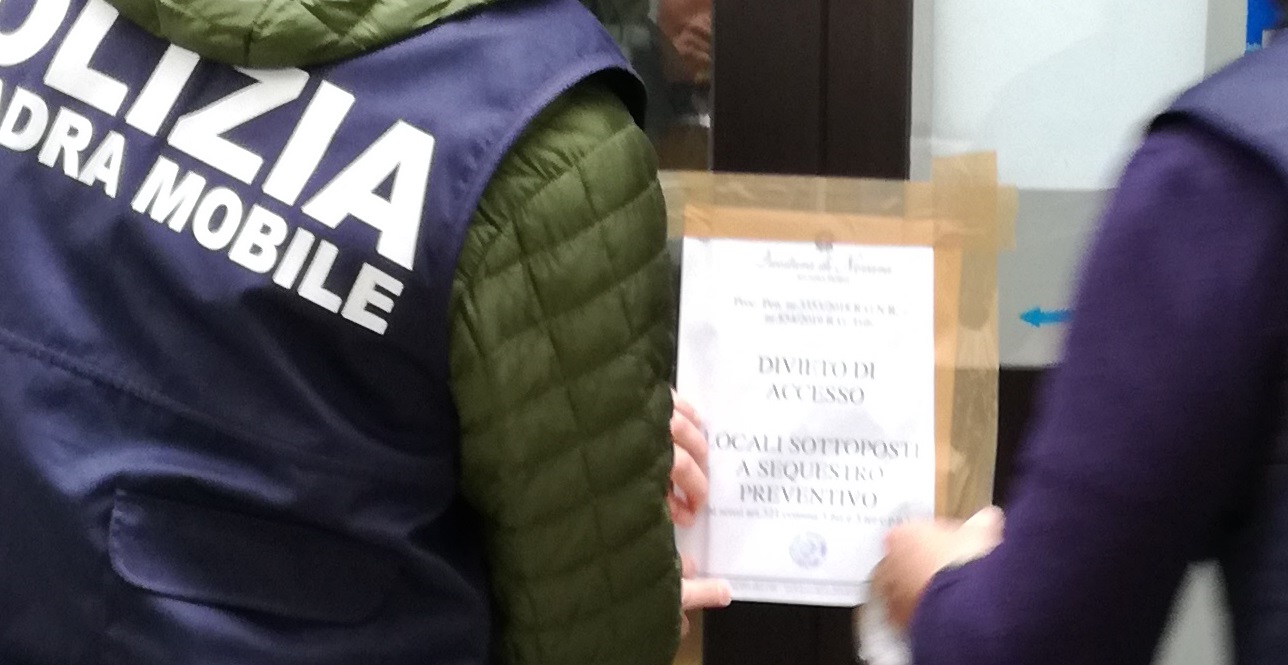 La Polizia di Novara scopre un falso dentista