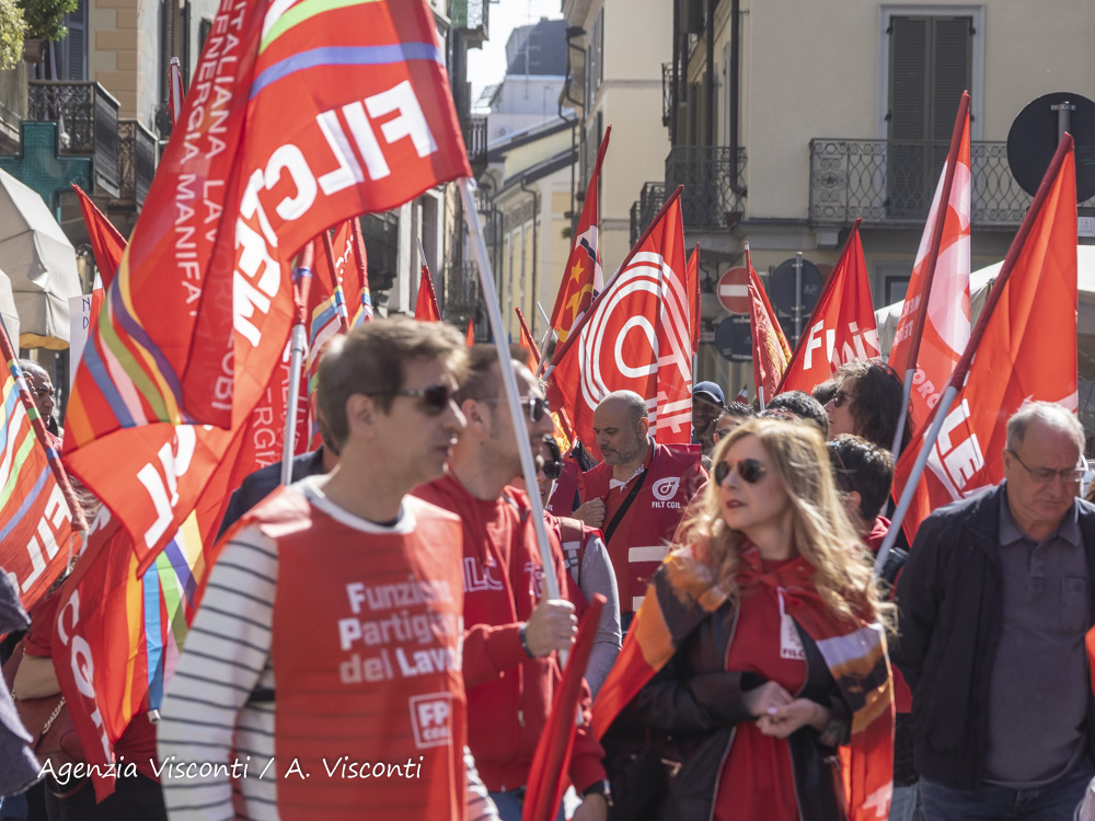 Primo Maggio a Novara: 700 persone in piazza