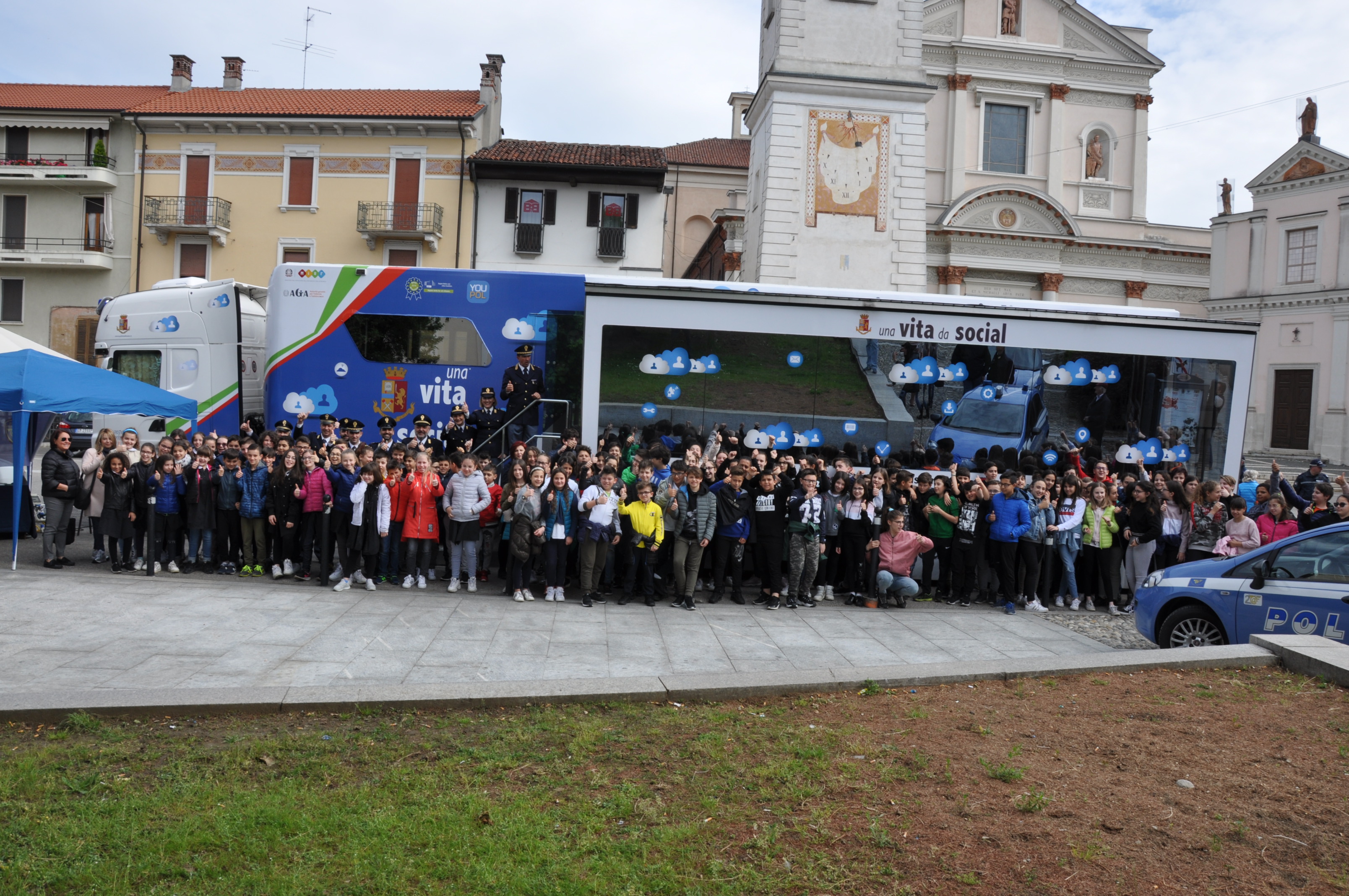 A Cameri 400 studenti per la campagna “Una vita da social” contro bullismo e cyberbullismo
