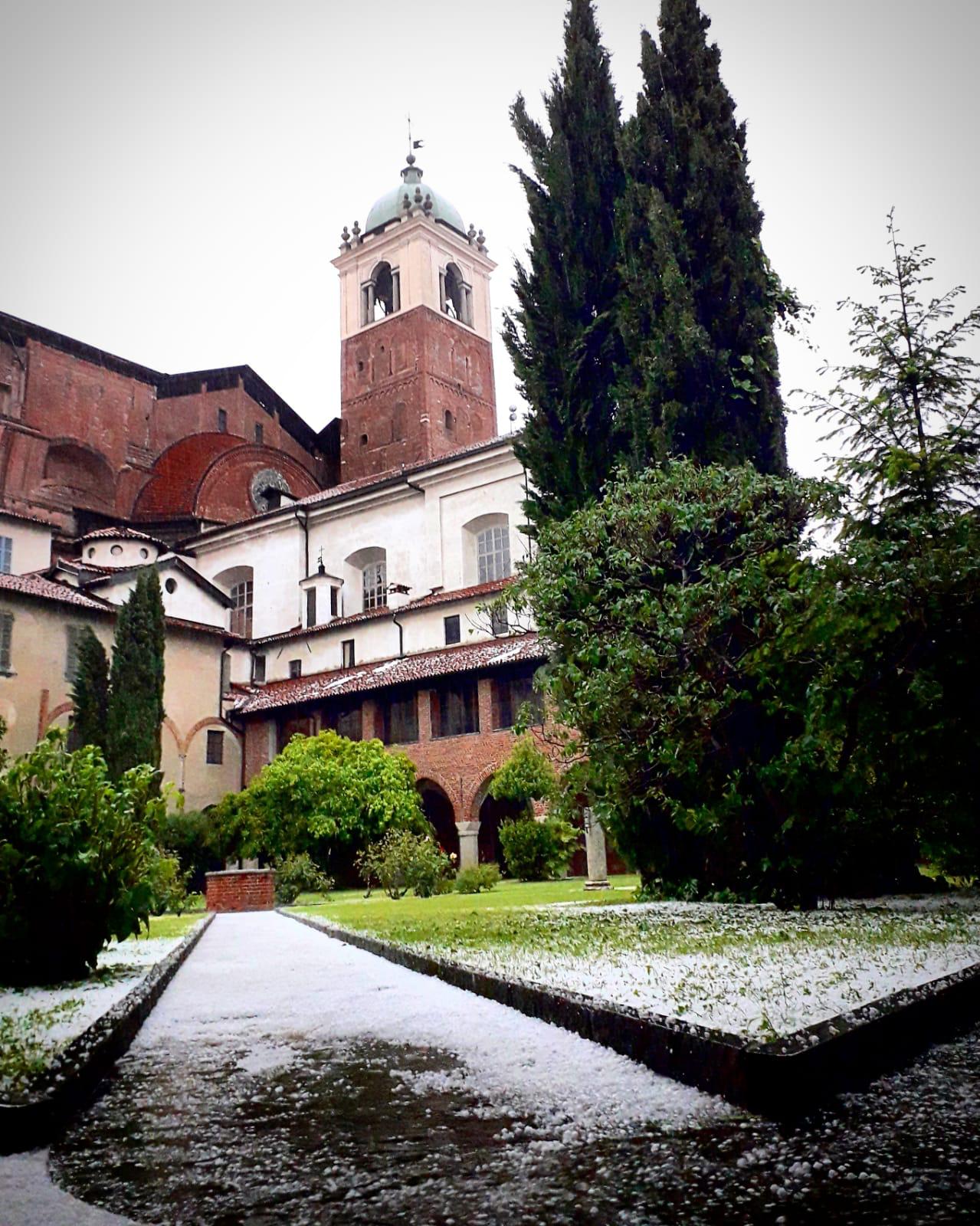 Forte grandinata su Novara e hinterland