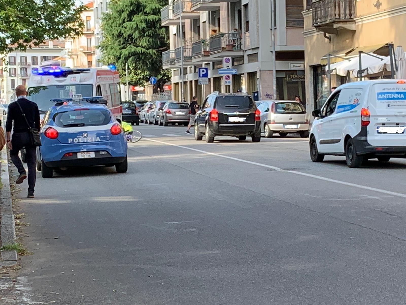 Novara: ciclista investito in via Biglieri