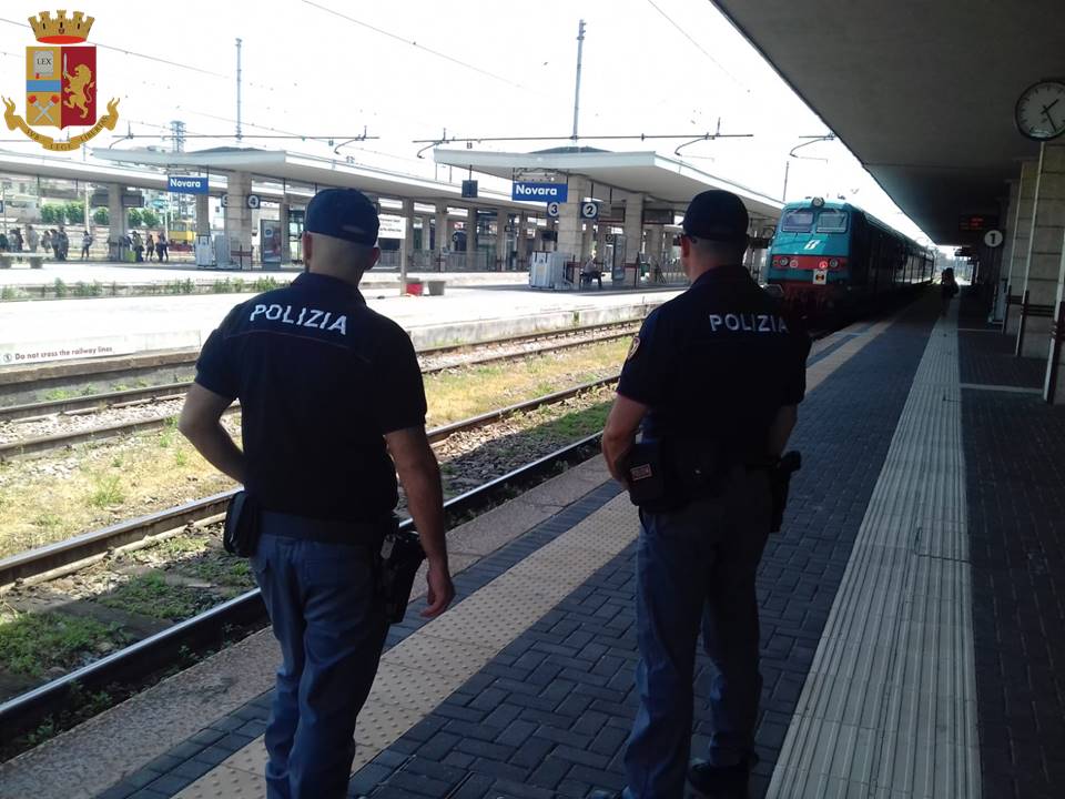 Aggredisce capo treno: trentenne denunciato e identificato dalla Polfer di Novara