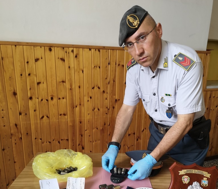 Padre e figlio fermati a Domodossola con 2 chili di cocaina