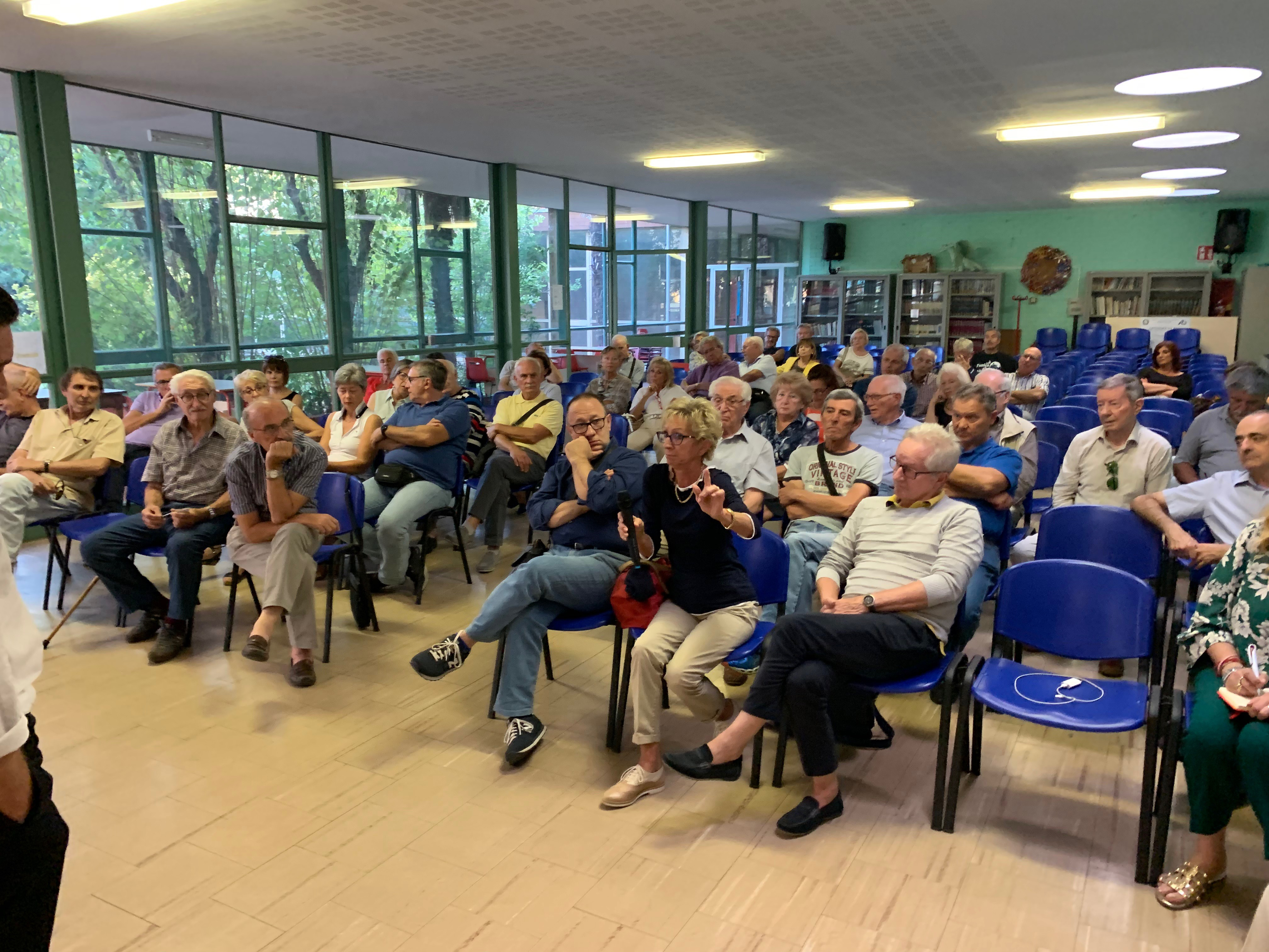 Novara, via Galilei e ciclabile, proteste degli abitanti