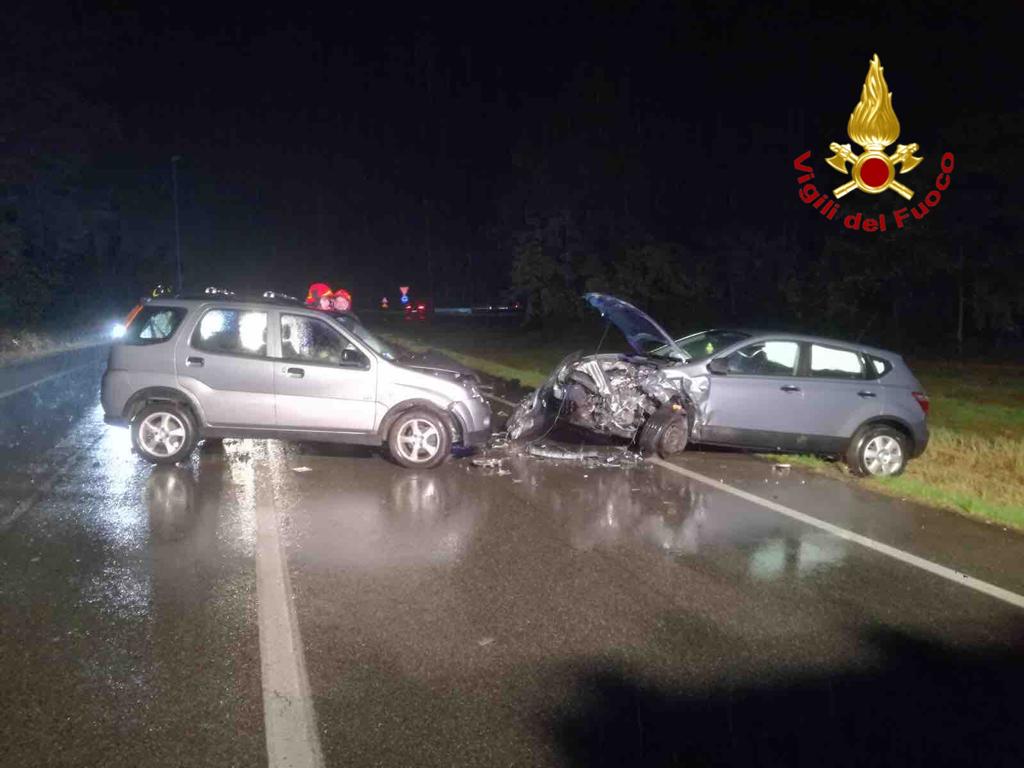 Gozzano: scontro tra due auto sulla 229, una giovane ferita