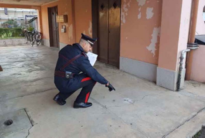 Cameri: bomba carta contro la casa della ex, arrestato 28enne