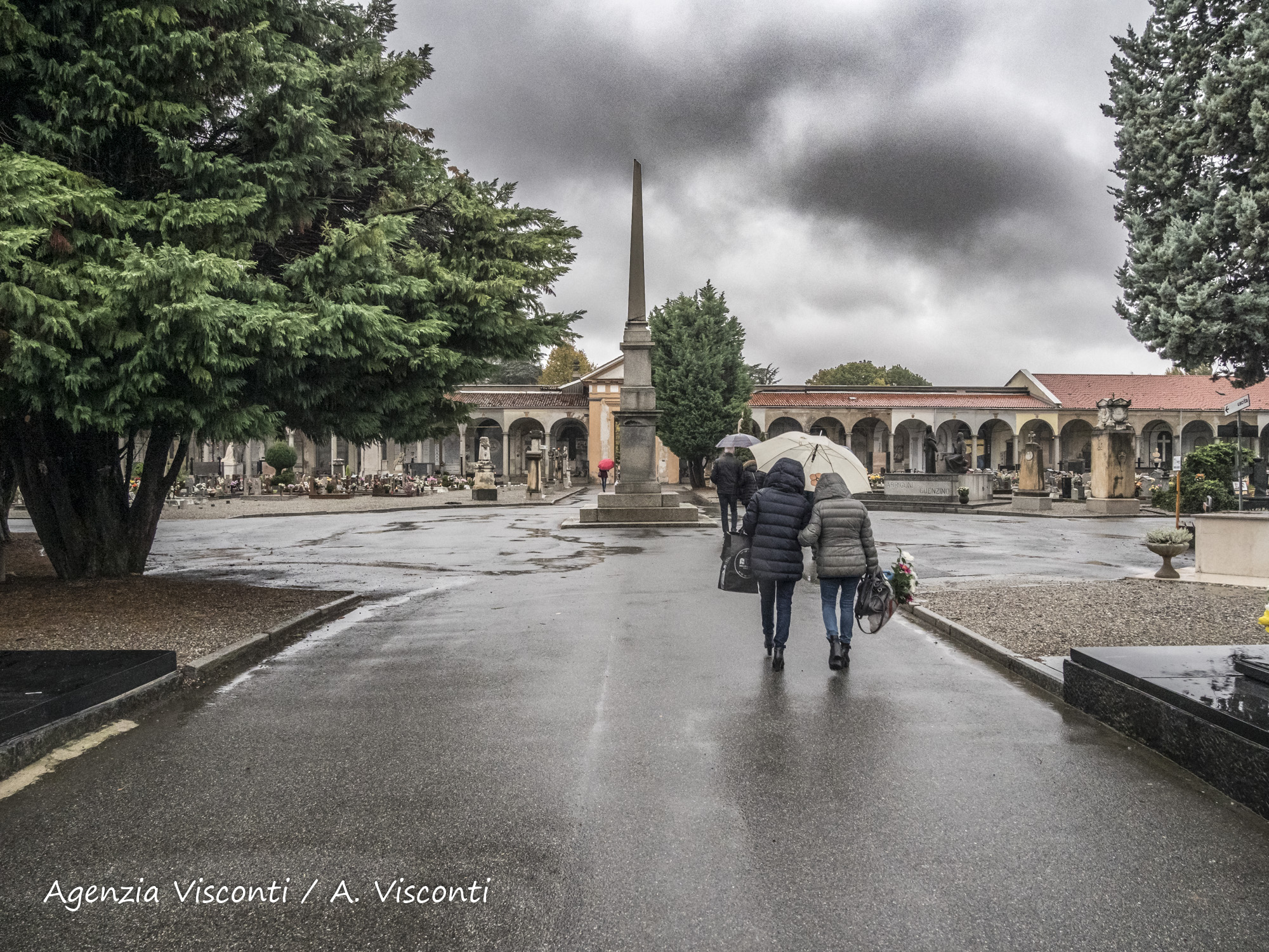 Novara, quinto recinto del cimitero: 950mila per la sicurezza