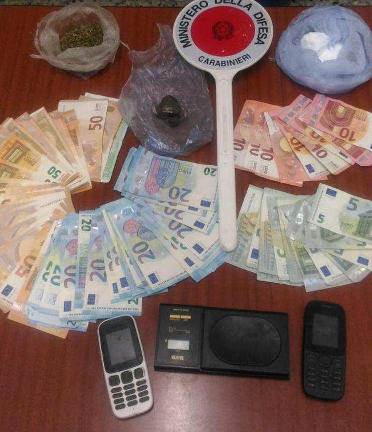 Trentenne arrestato per droga a Carpignano Sesia