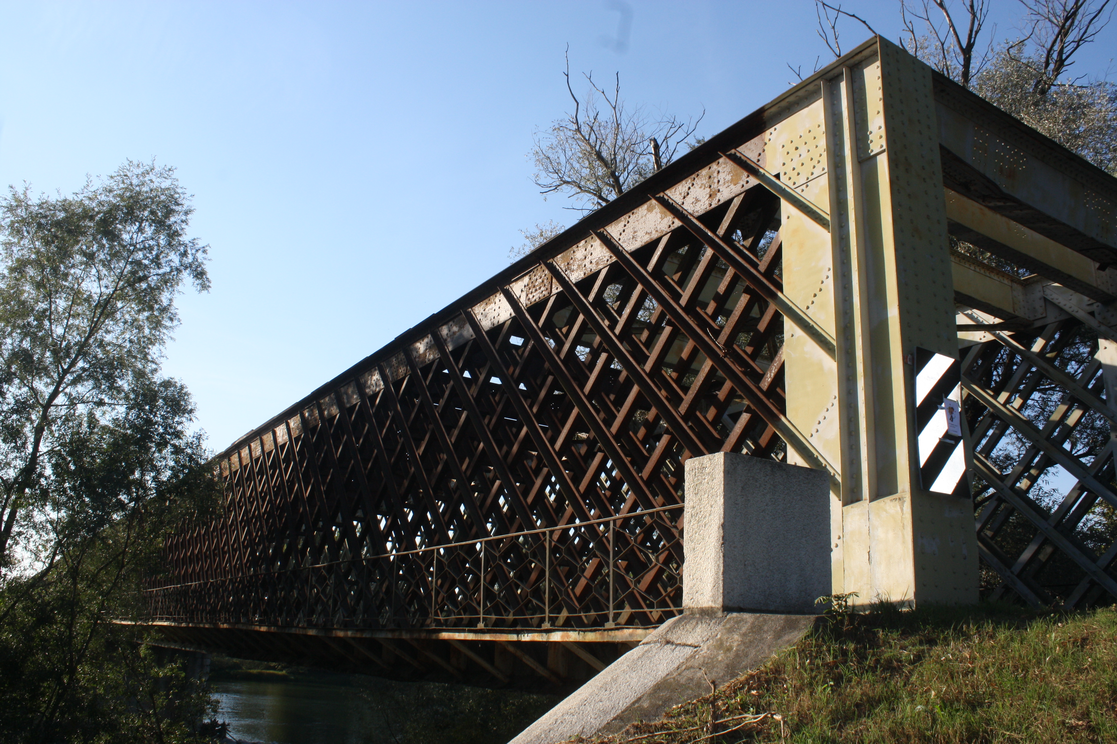 Oleggio: ponte sul Ticino chiuso il 15 gennaio