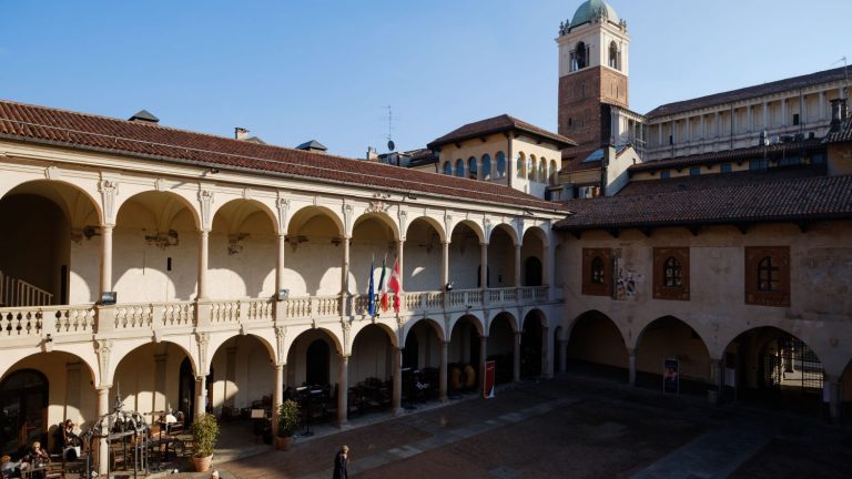 Al Circolo dei lettori, per S. Gaudenzio, “Novara si racconta”