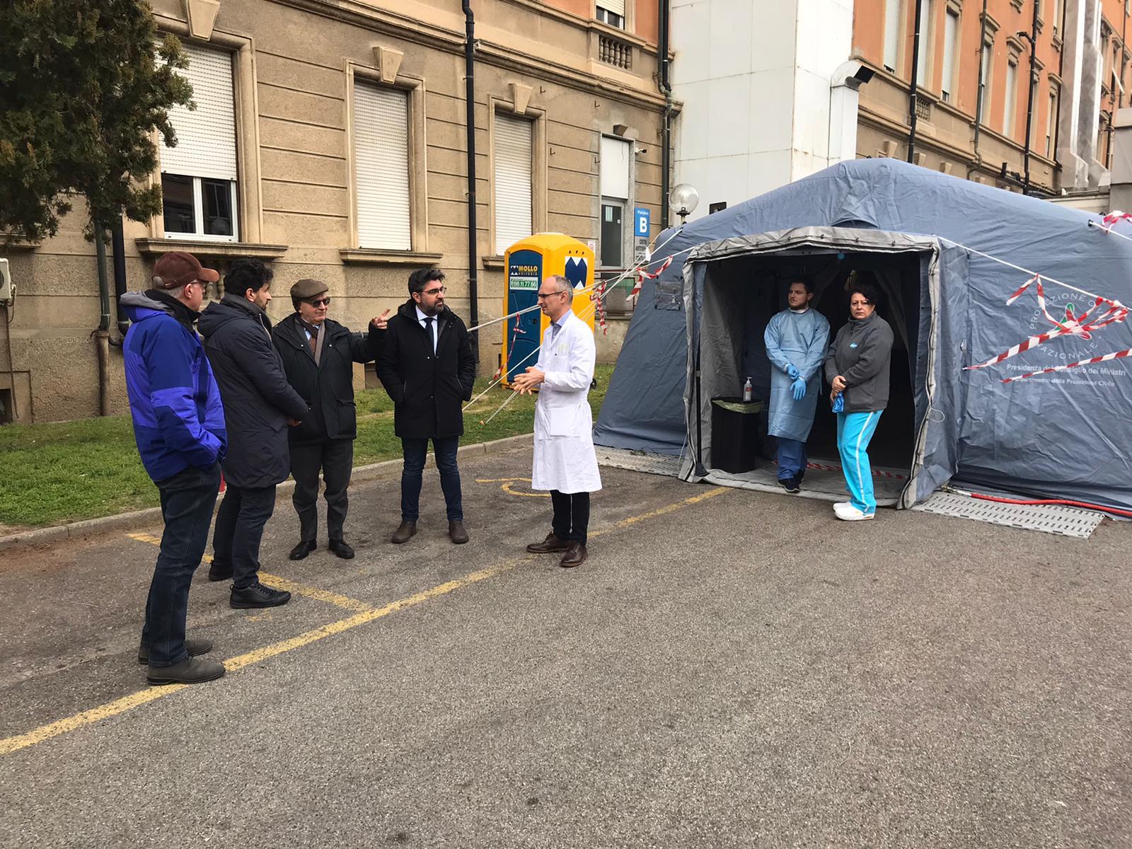 Coronavirus: consiglieri regionali Perugini e Rossi visitano l’ospedale di Novara