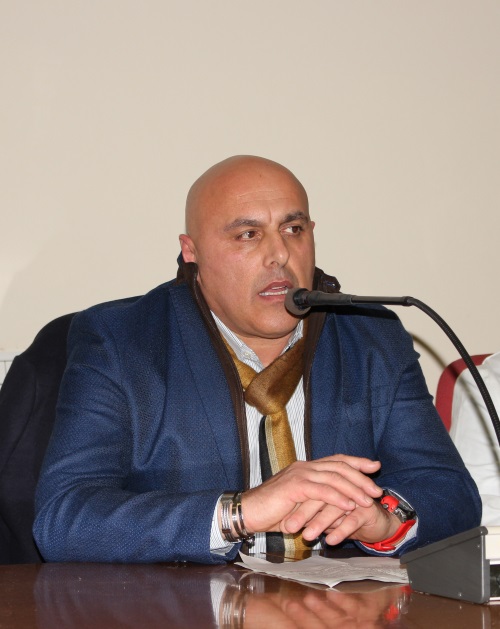 A Borgomanero, Consiglio comunale con il sindaco Bossi guarito dal Coronavirus: «Non lo auguro a nessuno»