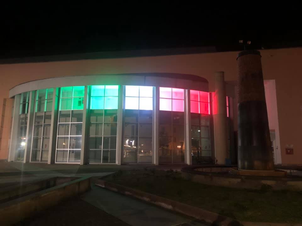 Villadossola, mascherine e tricolore per “La Fabbrica”