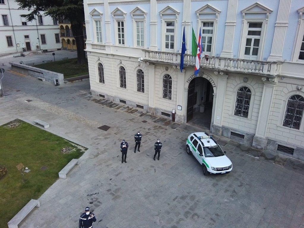 Controlli della Polizia Municipale con il drone a Domodossola
