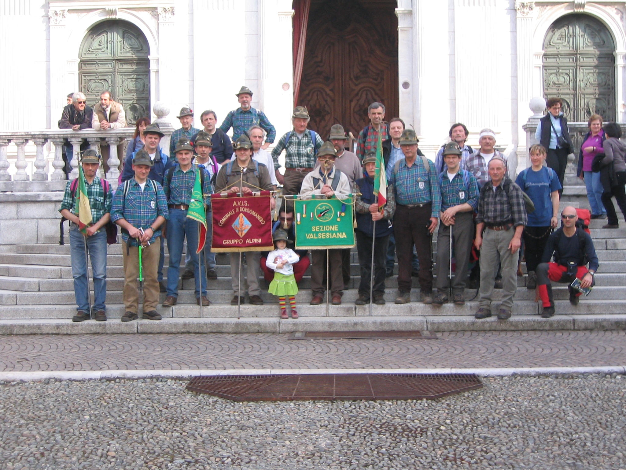 Maggiora – Raccolta fondi dagli alpini