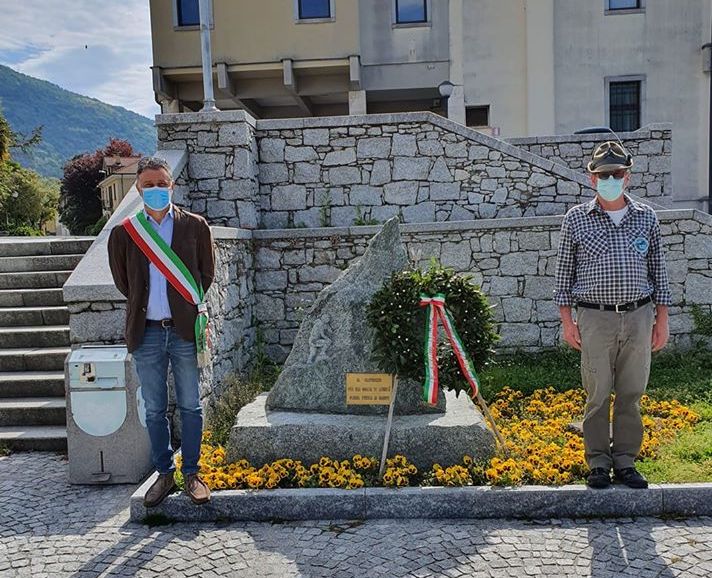 A Mergozzo la cerimonia per il 25 Aprile e la lettera degli studenti di terza media