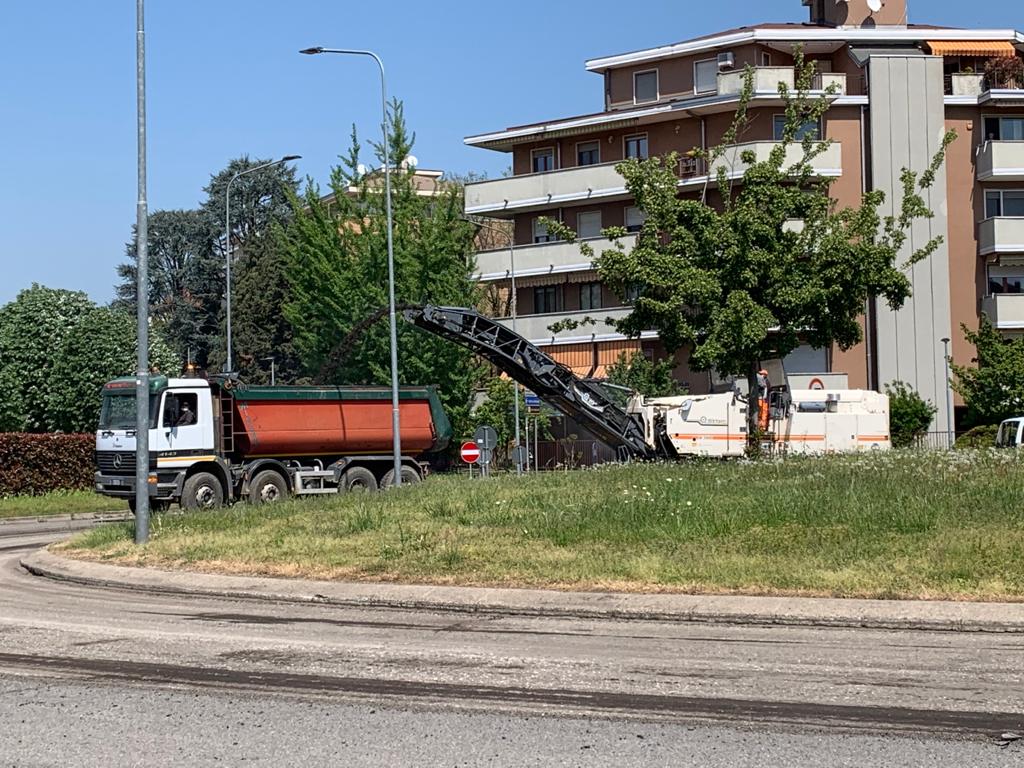 Novara, riavviare i lavori pubblici per tornare alla normalità