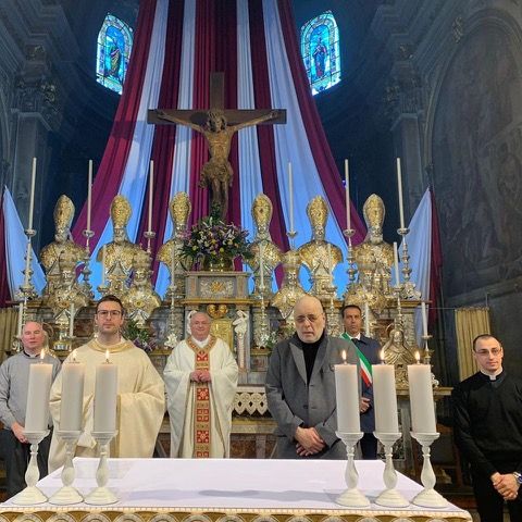 Don Vincenzo Barone: senza la processione del Giovedì Santo «ma abbiamo pregato insieme»