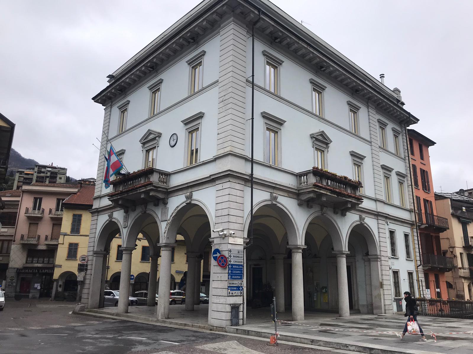 Omegna: la Ztl in centro fa discutere e si chiedono più parcheggi