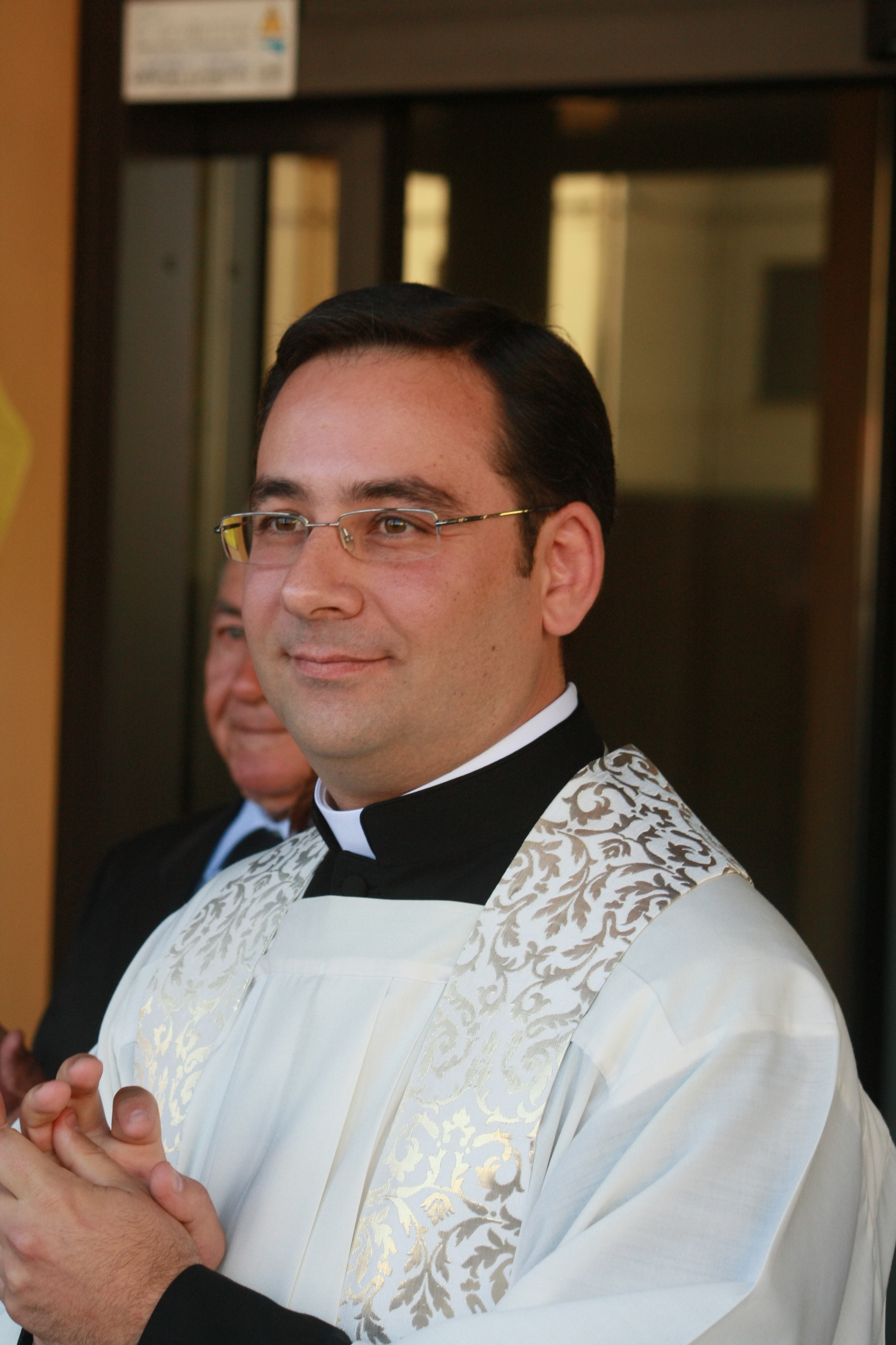 Romagnano, il vescovo celebra la messa in ricordo di don Paolo Bosio