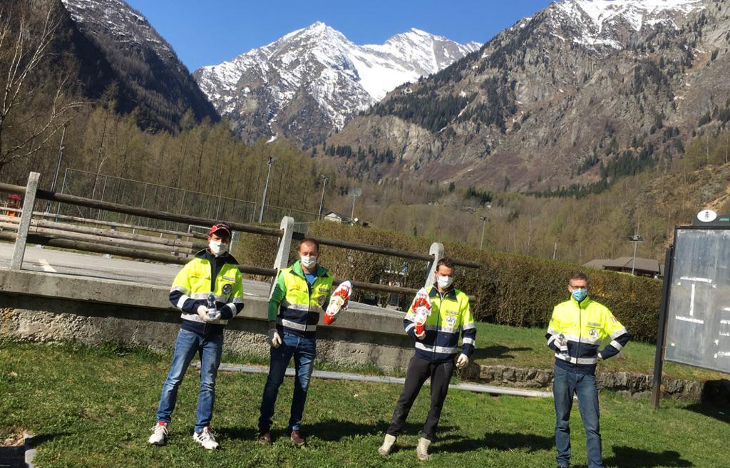 Antrona, il Comune con Aib distribuisce igienizzanti e uova di Pasqua