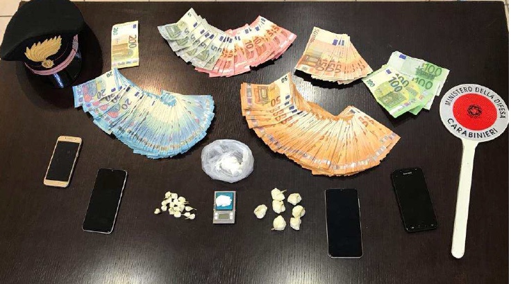 Due arresti per spaccio a Galliate