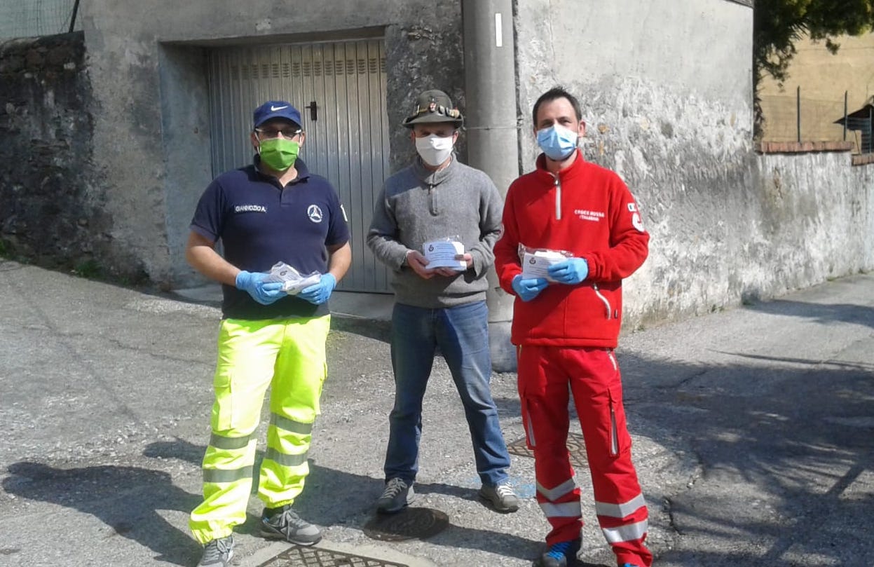 A Mergozzo distribuite 2500 mascherine agli abitanti