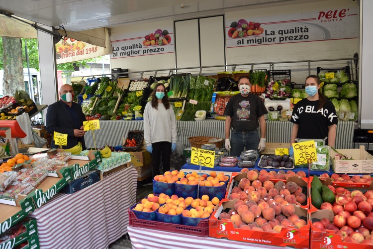 Ritorna il mercato del venerdì a Borgomanero